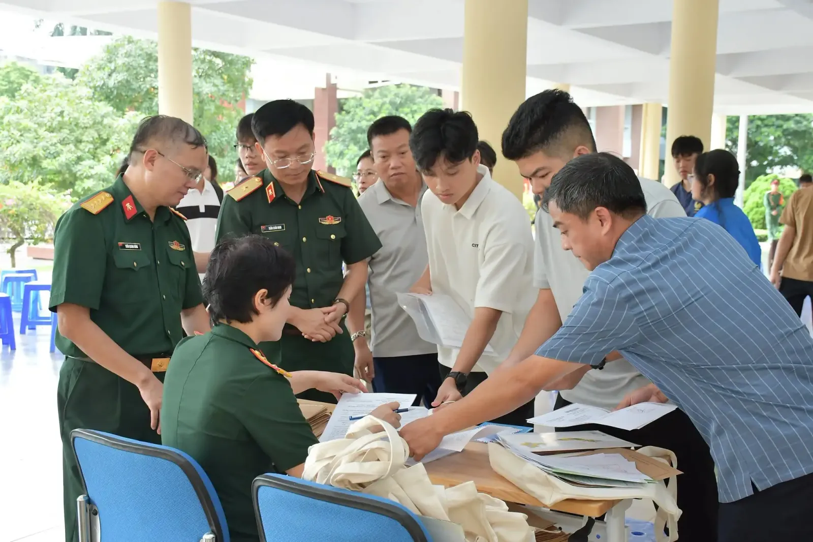 Cấu trúc bài thi Đánh giá năng lực Bộ Quốc phòng năm 2026