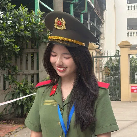 Đỗ Vỹ Huyền Thương